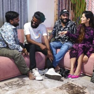 Tasty Teja Instagram - Fun time with @actorsivaji_ @subhashree.rayaguru @pallaviprashanth_  at @cowboysofas

#sivaji #subhashree #pallaviprashanth #tastyteja #cowboysofas