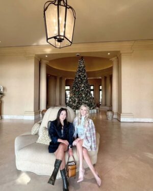 Tatiana Dumitru Instagram - At the Daily Blooms pop-up event, I had the pleasure of meeting Tasha, one of the driving forces behind this beautiful store. Her unwavering dedication, rooted in honoring her grandparents' legacy, brought together a community of flower enthusiasts and home lovers. 🏡💐

Brands are impactful, but it's the underlying narrative that forges a genuine emotional connection. Daily Blooms, named in dedication to their beloved grandmother, Helen Daily, encapsulates the essence of their family's love. It's more than just a flower shop; it's a piece of their heart, nurtured at the Daily Ranch. 🌼🏡

Spending time with my friend and neighbor, Amy, is always enjoyable. She has a knack for introducing me to remarkable women. This event once again underscored the incredible impact women have in uniting communities, preserving legacies, and nurturing connections. 
Here's to celebrating the enduring spirit of remarkable women and the incredible women who continue to make a difference every day.💃