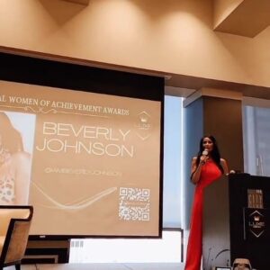 Tatiana Dumitru Instagram - One woman can make a difference but together we can rock the world! 💃🌎

The 3rd Annual Women of Achievement Awards with these amazing women! 💖 

#womeninbusiness 
#bossbabes
#entrepreneurs 
#preteecreative