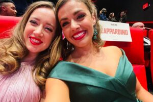 Tatiana Zappardino Instagram - What an night wowzer! My first premier and I couldn’t ask for a better time or cast! Thank you for having me @paramountplus @tulsaking you made me feel so special and I am so honored to be part of the team ❤️ NOVEMBER 13th is coming!!!
.
.
.
.
.
.
.
#tulsaking #paramount #actor #redcarpet #dreams #magical #film #tv #nyc #premiere #womeninfilm #macys