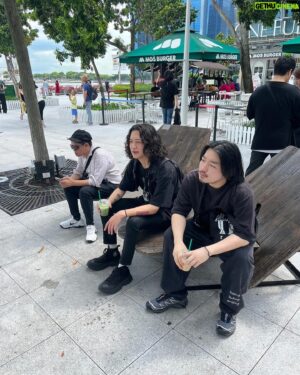 Tatsuya Kitani Instagram - thank you having me Singapore!
i saw the rumoured Merlion for the first time
it was so cute and so square, i love it
