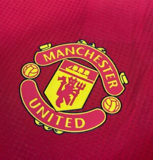 Tawatson Plengsiriwat Instagram - ฤดูกาลหน้าใครก็ได้!!!…👊🏻👊🏻👊🏻 @manchesterunited 

ขอให้ไม่แย่่ไปกว่าฤดูกาลที่ผ่านมาก็พอ🥹…จะแพ้ก็ได้แต่เล่นให้สนุกกว่าดู🏴󠁧󠁢󠁥󠁮󠁧󠁿เล่นเถอะ!!!…บ่นไปงั้นเพราะยังไงก็เชียร์😁

เด็กหงส์พร้อมไหมจ๊ะ!!! @pairrykaa 🦆

เด็กผี👹รีบไปจัดได้เลยที่ @ari_football #arifootball