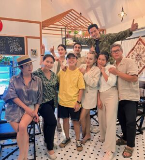 Tawatson Plengsiriwat Instagram - ชวนคุณลูกสาว @jessica.es ไปกินข้าวกับคุณพ่อ @warotoflove เป็นอีกร้านที่ห้ามพลาด!!! @mazeh_kebab_house 🍛🥩🍗🍖 อาหารหลากหลายแต่อร่อยทุกอย่าง โดยเฉพาะเมนูโปรดผมคือ เสต็กเนื้อกับ พิซซ่า โคตรอร่อยเลย😋…ใครยังไม่เคยไปตามรอยให้ไวเลยคับ😍😍😍