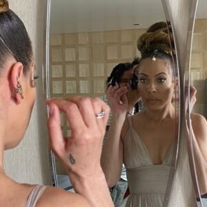 Tawny Cypress Instagram - pregame photos from yesterday :) i got nuthin' but hunnies ❤️

hair: Brandy Rice @thatchick703 
makeup: Deena Sennie @queendeenmua 
dress: Maria Lucia Hohan
ear wraps: MartyMagic on etsy
soul support: Leleita McKill @old_army_jacket 
#criticschoiceawards