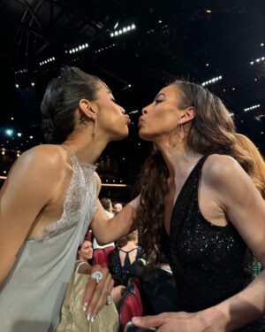 Tawny Cypress Instagram - Here are the pics I collected through the night. I, very respectfully, did NOT beg @ayoedebiri to take a picture with me in the restroom so that moment is gone forever. Congrats to everyone who won and it was great to see all my friends again. @msmelanielynskey and @simonekessell you were greatly missed. 

Thanks as always to my amazing team @kevinmichaelericson @shadaraholmes.mua  @richardnormangrant ❤️❤️

@riccigrams @jasminsavoy #emmyawards