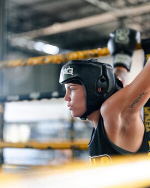 Taylah Robertson Instagram - One task on my mind... world champion. @apollo_camp_thailand @premierboxingau 
📸 @onlydavies