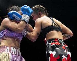 Taylah Robertson Instagram - Swipe to see a fkn war ⚔️🥊🇦🇺🇲🇽 get me back in there asap
