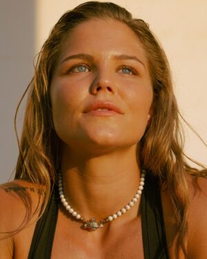 Taylah Robertson Instagram - TB shots from my shoot with @calvinklein @vanessaswederus 📸🫶🏼