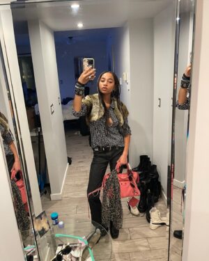 Tayler Buck Instagram - i changed my jacket at least 4 times