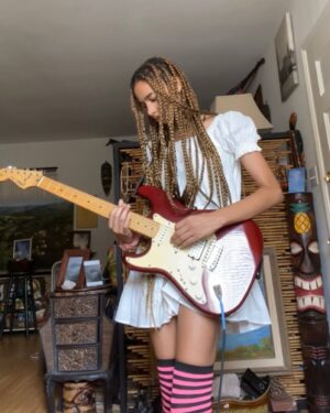 Tayler Buck Instagram - i just like this photo