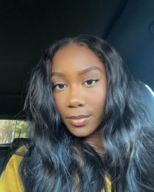 Taylor Ayanna Crawford Instagram - alive & well😇😇