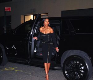 Taylor Ayanna Crawford Instagram - NYFW 24!!
Big Thank you to @sergiohudson & @jerrimiahjames for having me & mí madre!! Congratulations on such an elegant collection ✨♥️
