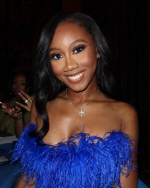 Taylor Ayanna Crawford Instagram - that’s all for now folks! bye bye 22😘