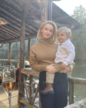 Taylor Black Instagram - 2nd Thanksgiving 2023 in the books! 🤍 Between Canadian Thanksgiving & American Thanksgiving, my heart is doubly full! Thank you @squirrel_hall & Bobby for a hosting such a magical afternoon yesterday!  Last year Bo was just a baby 👶 & now he’s almost 2(!!) in a few months 🤯. So grateful for my boys & loving family & friends 🤎🤎 🦃