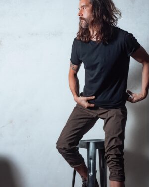 Taylor David Instagram - WE-AR is the mantra I AM or WE ARE, meaning all is one. Born from an island love story out of Bali and New Zealand, @wearyoga is a mix of minimal intelligent design, simplified and organic. So much love for their stuff — check out their story! 

we-ar.com 
code: WM15

ibi pants / M
pima tee / M

#wear #yoga #bali #newzeanland #womenlead #organic #sustainable #ecoluxe #wanderman #wanderstyle #iam 

Shot by light Jedi @davidforteau 
at @yourwanderspace