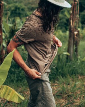 Taylor David Instagram - Wander deep outside your change of values and watch the things you value change inside.

#changementdevaleur #wanderisms #wanderman #jungle #costarica #vincent #zoomout #smplfy #puravida #fujifilm

Shot @justinxshaw 
Hat @coup_de_tete #TheVincent