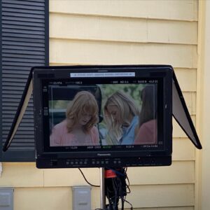 Taylor Foster Instagram - BTS photos from Sister with a Secret. What a wild ride it was. (Thank you to everyone that tuned in to watch 🥰🥹🙈 I feel loved)