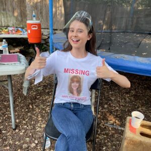 Taylor Foster Instagram - BTS photos from Sister with a Secret. What a wild ride it was. (Thank you to everyone that tuned in to watch 🥰🥹🙈 I feel loved)