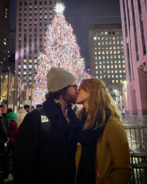 Taylor Foster Instagram - My first Christmas with the Critelli’s and Wrigley’s on the east coast. Enjoyed some painting, amazing food, doggy cuddles, and lots of hot beverages!! Love spending my holiday with my person @critellikyle ❤️