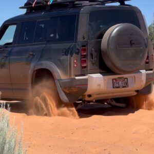 Taylor John Smith Instagram - Lost and found 🌵🏜️