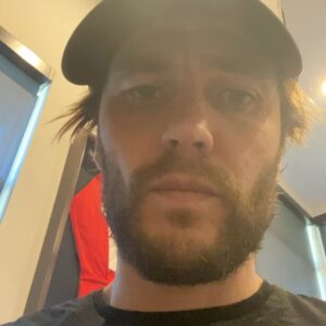 Taylor Kitsch Instagram - Cheers:)
N thank ya.
27th anniversary of WACO today.