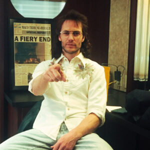 Taylor Kitsch Instagram - This was first day...no idea at the time the journey ahead. I think Fear was a major driving force to this whole process, mine included. And if ya succumb to it....or you answer to it and use it to reach a sought after authenticity...I know the crew/cast/writers and everyone involved couldn’t have been more invested. We swung. To do this story right. Shed a truthful light on this tragedy. For the fallen on both sides, and to the families that were forever changed. 21 kids under the age of 15 passed. It never had to go this far. Period. Big thanks to Noesner(negotiator) & Thibodeau(DK’s drummer, one of 9 survivors) for being there. You made this so much more authentic and to come back and relive these days says so much to your character. It was a beautiful thing seeing y’all sit across one another and just talk:)
I learned so much on and offscreen, and am forever grateful of the opportunity. 
Thanks to Paramount for the courage to tell this.
#wacountold 
@paramountnetwork 
#paramountnetwork 
Last episode tonight.