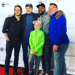 Taylor Kitsch Instagram - Want to thank #ronaldmcdonaldhouse for such a great afternoon. Get to lace ‘Em up on the ice w NYPD/real True Detectives/NJPD. Spend some time with some amazing families and kids that really encompass true strength and compassion.
Although was held off score sheet(tried to chisel) I still left smiling ;)
One lil man (Dillon)gave me his Batman. He’ll forever be in my bag for g’luck, and to simply not take our days for granted.
#ronaldmcdonaldhouse 
#hockeyfightscancer 
#faceofftofightcancer 
#mdcproductions 
#representstevieY#19
#nypd
#njpd
#blamethenewwheels
#heldoffscoresheet
#missedonetimer