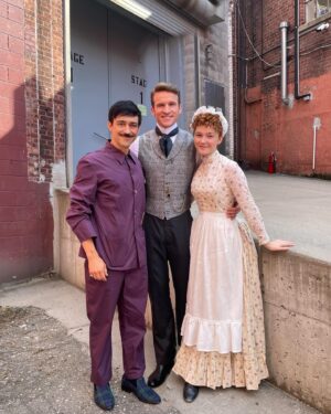 Taylor Richardson Instagram - SEASON FINALE OF @gildedagehbo IS OUT TONIGHT!!! Endless love for the absolute village that makes this show possible and makes coming into work such a dream. And thanks for watching season 2, y’all :,)

Much love,
your Irish lass 🍀