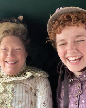 Taylor Richardson Instagram - ANYWAY your favorite downstairs ladies are back for SEASON 2 OF @gildedagehbo!!!! ☕️😘 
STREAMING SUNDAYS ON @hbo & @streamonmax!!