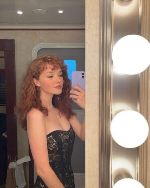 Taylor Richardson Instagram - #TheTimeTravelersWife finale is out in an hour!!! Tune in to @hbo at 9pm!