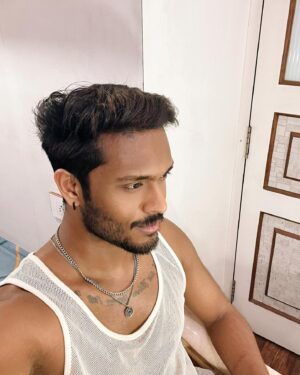 Teejay Instagram - The 50th day of filming #FreeLove 🎬❤️

#Sony #EscapeArtistMotionPictures 
#Director @abbaz.1 @mirnaliniravi @subikshashivakumar 
@roshan_abdul_rahoof @aksharashivakumar @ofrooooo @ddharan96 @k.chamundeswari_bhaskaran @ajith.dv @giligiliraj500 @anu_viswa @shakthivel.19 @brinda.indu @anushaa13 @harish.official & many more