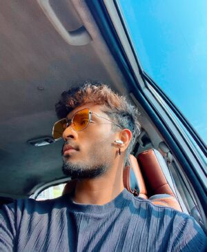 Teejay Instagram - ⛅️ 📍 #Penang 
I can’t wait to see my Malaysian Tamil musical fans & supporters from PENANG tomorrow at Spice Arena 7PM @ Hariharan’s concert by @hellocreative.live 🕰️ 

I will be performing yours favourite songs & an exclusive preview of #UNPERUENNA /so Don’t miss out 🫶🏽

Are you in Penang?