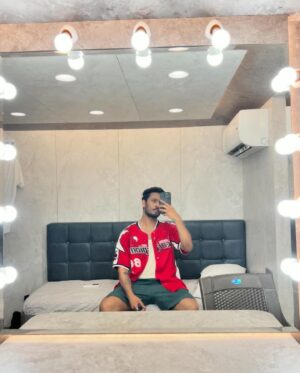 Teejay Instagram - The 50th day of filming #FreeLove 🎬❤️

#Sony #EscapeArtistMotionPictures 
#Director @abbaz.1 @mirnaliniravi @subikshashivakumar 
@roshan_abdul_rahoof @aksharashivakumar @ofrooooo @ddharan96 @k.chamundeswari_bhaskaran @ajith.dv @giligiliraj500 @anu_viswa @shakthivel.19 @brinda.indu @anushaa13 @harish.official & many more