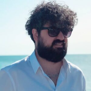 Temmuz Karikutal Instagram - Tatil düşündüğüm günlerdeyim. Sizin bu sene planlar nedir? 🤷‍♂️🏖