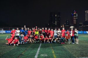 Temmy Rahadi Instagram - Fun Football sebelum ramadhan bareng  @studio2fc 

Selamat menjalankan ibadah puasa ya, lancar puasanya dan berkah buat kita semua.. Amin 🤲.