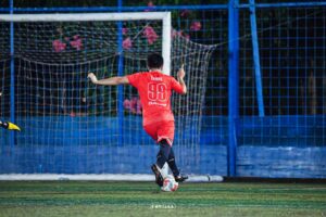 Temmy Rahadi Instagram - Fun Football sebelum ramadhan bareng  @studio2fc 

Selamat menjalankan ibadah puasa ya, lancar puasanya dan berkah buat kita semua.. Amin 🤲.