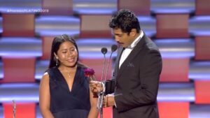 Tenoch Huerta Mejía Instagram - ¿Se acuerdan de este momento en el 2019?  @yalitzaapariciomtz