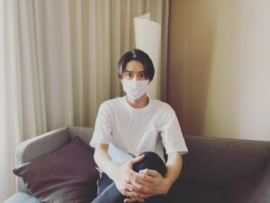 Teppei Koike Instagram - 最近日課になりつつある
整い前→整い後🤣笑

さて、本日は2公演‼️
今日も心を込めてディプソーーーーーします🙇‍♂️⚡️
一人でも多くの人に元気を届けられますように✨

#サウナ
#整う
#ルーティーン
#魔界転生
#心を込めて