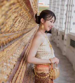 Teresa Instagram - Memory of Bangkok.

💛

📸 @grape__foto 

#bangkok
