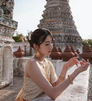 Teresa Instagram - Memory of Bangkok.

💛

📸 @grape__foto 

#bangkok