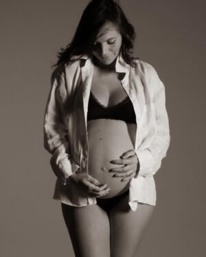 Teresa Macedo Instagram - _________________________________ Waiting to pop💥 !

As fotos bonitas são do @josepintoribeiro ❤️🙏🏻

#pregnancy #waitingforyou #excitedtoseeyou #40semanas 
#almostthere #gravidez #happypregnancy #babypop