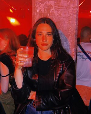 Teresa Romagnoli Instagram - 🍷🌶🍓💄♥️💃🏻🌹