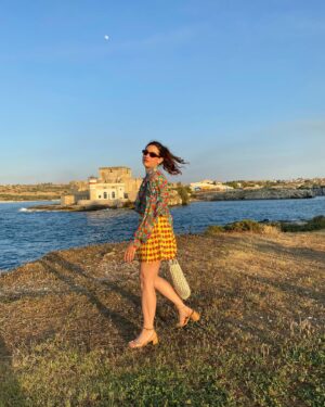 Teresa Romagnoli Instagram - Sicilia mon amour.
baciate dal sole e dall’Etna, coccolate e viziate da @alessandroenriquez_official 💕
