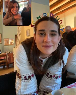 Teresa Romagnoli Instagram - è stato proprio un bel compleanno, grazie a tutti per gli auguri.
rispondo a tutti, lo giuro, sia qui che su whatsapp ma domenica me la sono goduta con il telefono in borsa.
