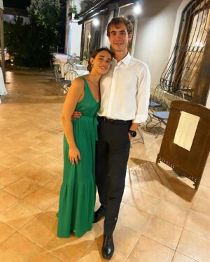 Teresa Romagnoli Instagram - la cosa che ci viene meglio è festeggiare l’amore.
@gigi_1927 & @martinaferi_ sposi ♥️