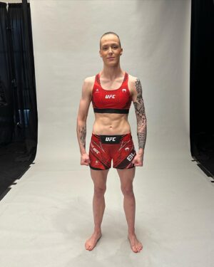 Tereza Bledá Instagram - Pre-fight Photo Shoot 

@_marekbaron_ @frm_europe @orin_luca @honzastach @reindersmma @andre.reinders 
#mma #ufc #ufcfightnight #mmafighter #fighter #mmafight #fight #mmafights #fights #wmma #mmalifestyle #mmaworld #mmalife #mmagirl #terezableda #tattoo