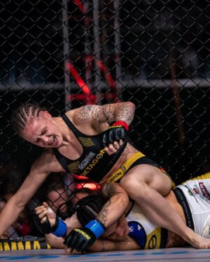 Tereza Bledá Instagram - Who’s next ? 🧐
@oktagonmma @reindersmma @ondrejnovotny @frm_europe @extremehobbyshop.cz 
#mma #mmafighter #fighter #mmafighters #fighters #fighterslife #fightlife #mmafight #fight #mmafights #fights #mmalifestyle #lifestyle #mmagirls #mmatraining #training #mmalife #flyweight #oktagon #oktagonmma #octagon #tattoo #tattoogirl #tattoos