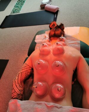 Tereza Bledá Instagram - Mockrát děkuju za nápravu @martin_schmiedl 💪🏻
#regeneration #massage #massagetherapy #fyzio #fyzioterapie #relax #relaxing #relaxtime