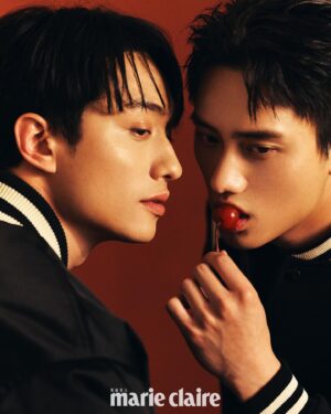 Terrance Lau Instagram - #MC專訪 LovesPeople #劉俊謙 #范少勳 「我們其實都是因為對方要演才接戲。」鏡頭上的火花果真騙不了人，兩人分享拍戲時私下相處的狀態，就如同《#我在這裡等你 》片中角色會彼此說笑，但又相輔相成的互補關係。劉俊謙坦言：「電影裡尋找的鯨逝灣，不一定是指一個地方，能代表很多意涵。」

范少勳接著道述，「劇情設定以旅行為主軸，對我來說滿有意思的。有點像是公路旅行的電影，就如俊謙所說的，最重要的是人跟人可以為這段旅程帶來何種收穫，那就是你的鯨逝灣。」

他們覺得跟期待一樣，而且甚至更好，這一整趟拍攝，覺得不像是在拍戲，反而像是和朋友出去玩，有種能很自由自在「好好享受旅程」這件事情，感覺很像真的去了一趟很重要的人生旅行。「這次因為全片在台灣多處拍攝，不同的是多了一個人，隨之也猶如星火燎原般迸發許多刺激，我們一起面對大大小小的事，不管是角色內心的一種憂鬱也好，或是一種困境也罷，都因身邊的你我，一切都改變了。」

劉俊謙、范少勳雙雙認為實際演出之後，比剛開始看劇本時更加豐富，這全都是因為有彼此同行，一起經歷了很多風景。一加一大於二的演技厚度，加乘激盪出故事愈益豐美的情感堆疊。戲劇情誼仍在延續的兩人，交流出大銀幕上所說的「每個人的人生都好像是平行線，相遇那一刻，都是奇蹟！」 

♡ 劉俊謙 ╳ 范少勳 ♡ 愛是你我 
🔗全文專訪 ➠ https://mctw.io/5rsgj7

Talent／劉俊謙 @lauchunhim.terrance、范少勳 @fan82114
Chief Feature Editor＆Text ／JuJu Chen @you.hapig
Photographer／Hazel Chiu @hazel_chiu_
Photographer Assistant／Vita Liu @miliumimm、Ying Han Wang @idlesome、Leo Hu @zooohu
Styling Director／Kris Lin @beloveapril
Make Up／Wini Chen @wjc_mua（范少勳）、Bin @mr.bingo_official（劉俊謙）
Hair／Jae（Driven.By.） @ajae_yt （范少勳）、Dodo @oooooo_vy（劉俊謙）
Floral Design／Masion Flower @maisonharu.flower
Jewelry＆Watch／@piaget

追蹤 @marieclairetw 時髦好玩的都在這

#marieclairetw #juju #我在這裡等你 @aballoonslanding