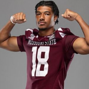 Terrell Owens Instagram - It’s Just A Matter Of Time. 
I’M PROUD OF YOU. 
The Next “TO” Coming. @terique_owens 
5 rec,140 yards, 2 TDs
@mostatefootball 
@nfl #DNA #HALLOFFAMERSON #YAC #RAC #TO #18
#PRO”TO”TYPE #TO2.0